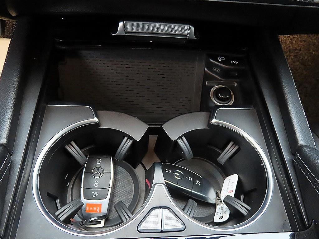 벤츠 GLE클래스(4세대) GLE 300d 4매틱 - 이미지 15