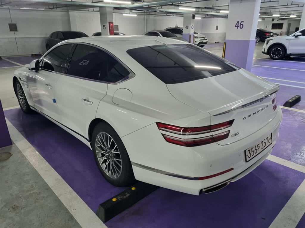 제네시스 더 올뉴G80 가솔린 2.5 2WD 기본형 - 이미지 14