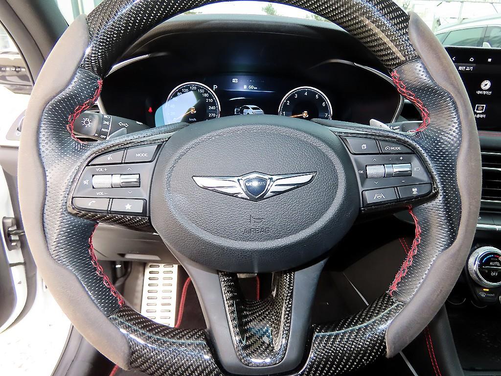 제네시스 더 뉴G70 가솔린 3.3T AWD 스포츠 패키지 - 이미지 18