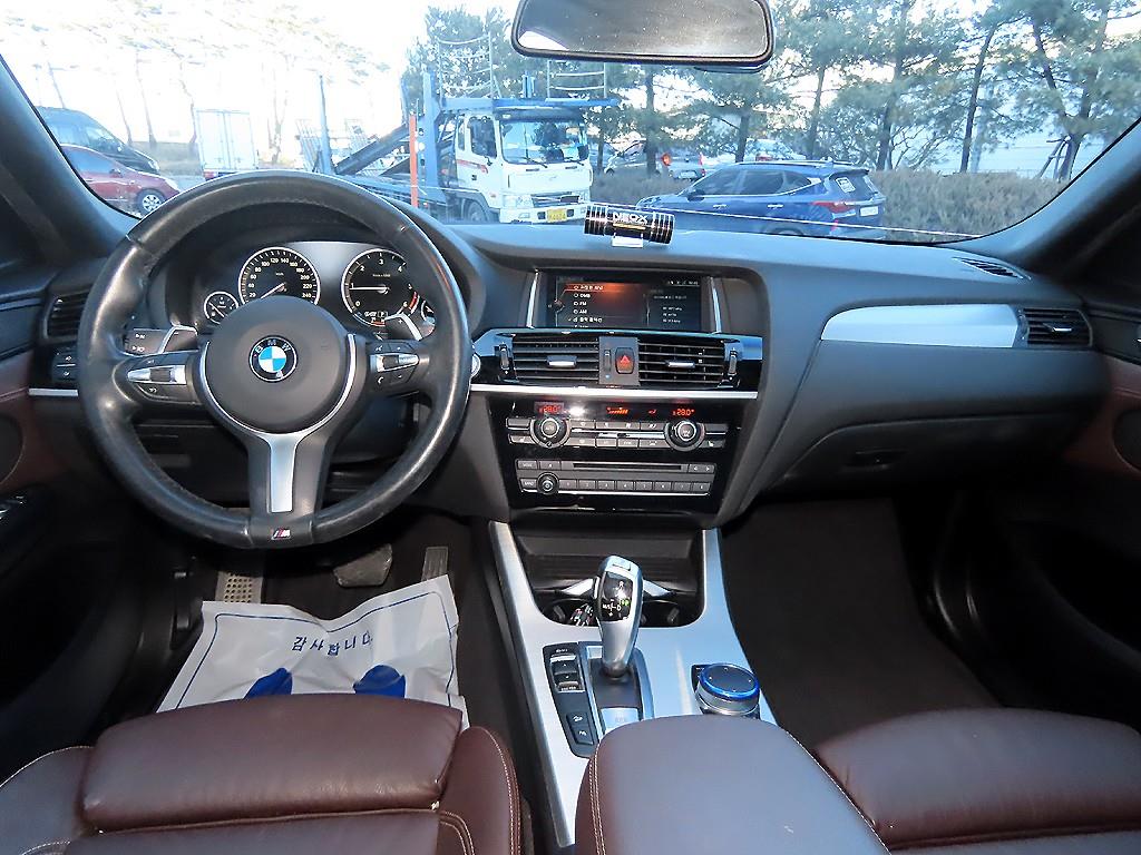 BMW X4 20d xDrive M 스포츠팩 - 이미지 2