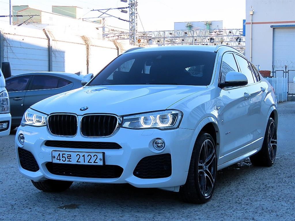 BMW X4 20d xDrive M 스포츠팩 - 이미지 3