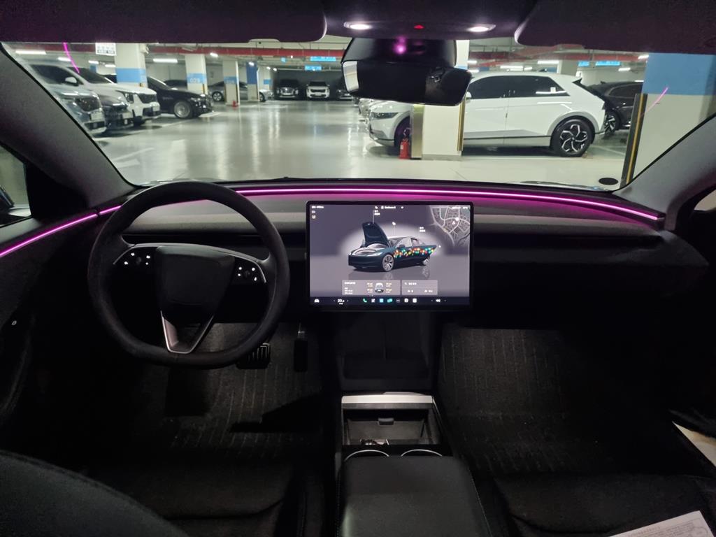 테슬라 모델 3 RWD