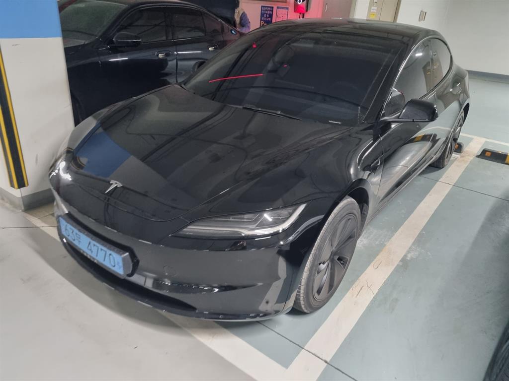 테슬라 모델 3 RWD - 이미지 15