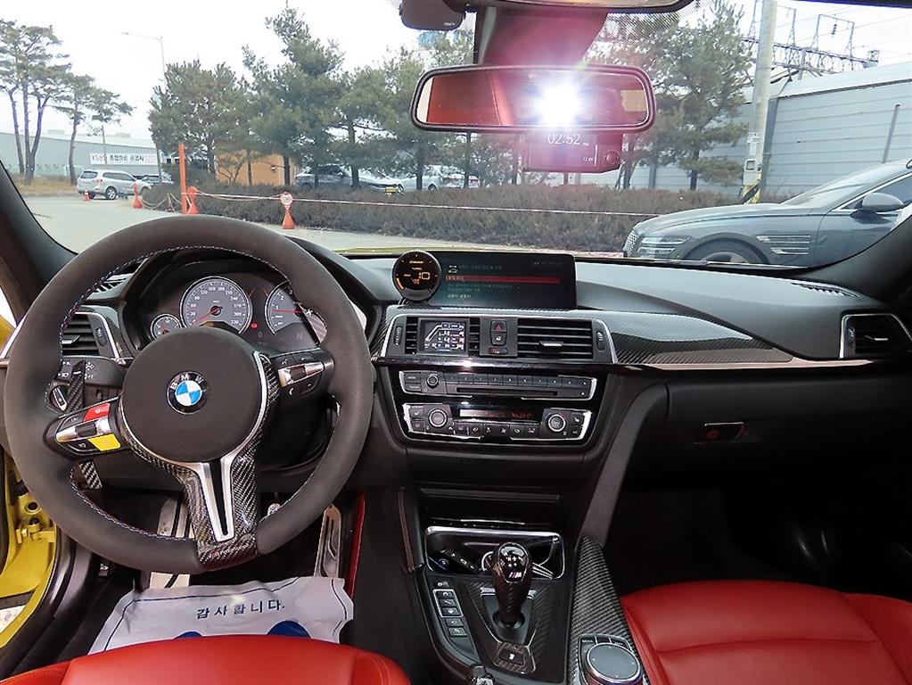 BMW M3(5세대) M3 컴페티션 - 이미지 18
