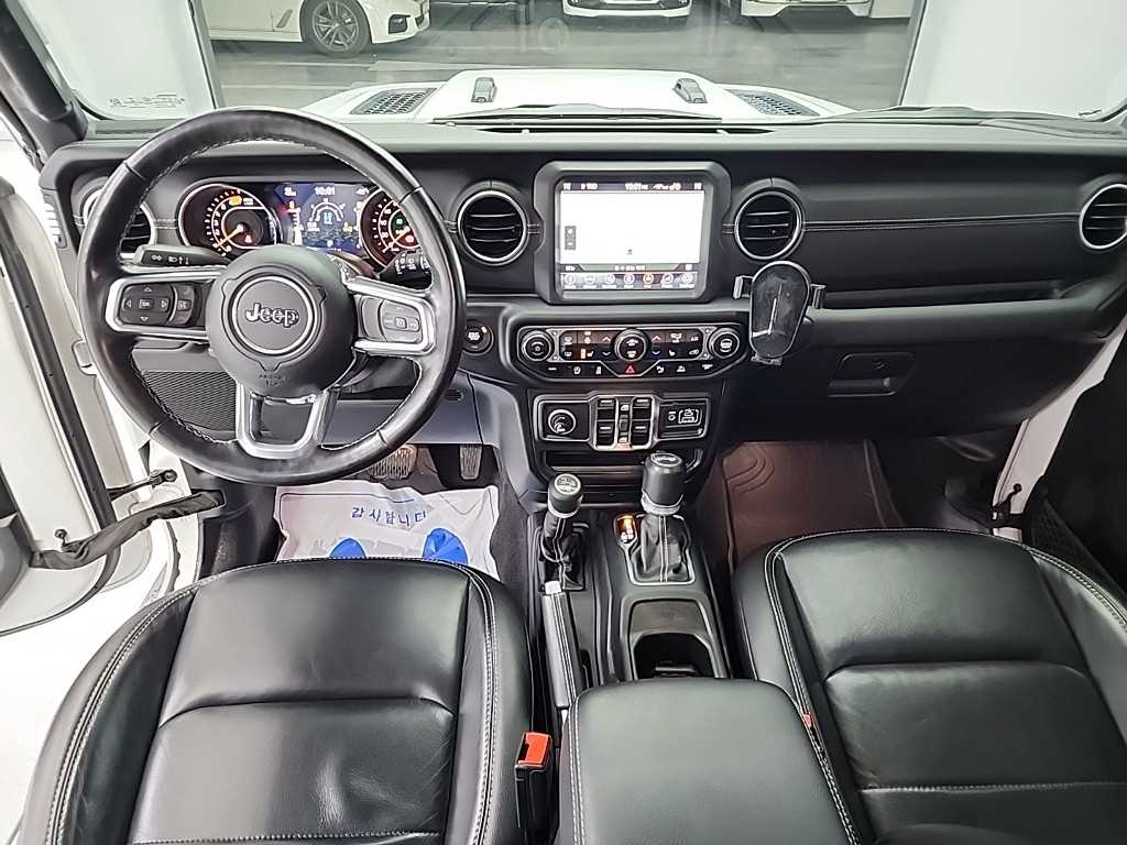 지프 랭글러(JL) 2.0 오버랜드 4DR - 이미지 8