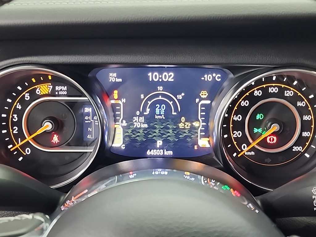 지프 랭글러(JL) 2.0 오버랜드 4DR - 이미지 4