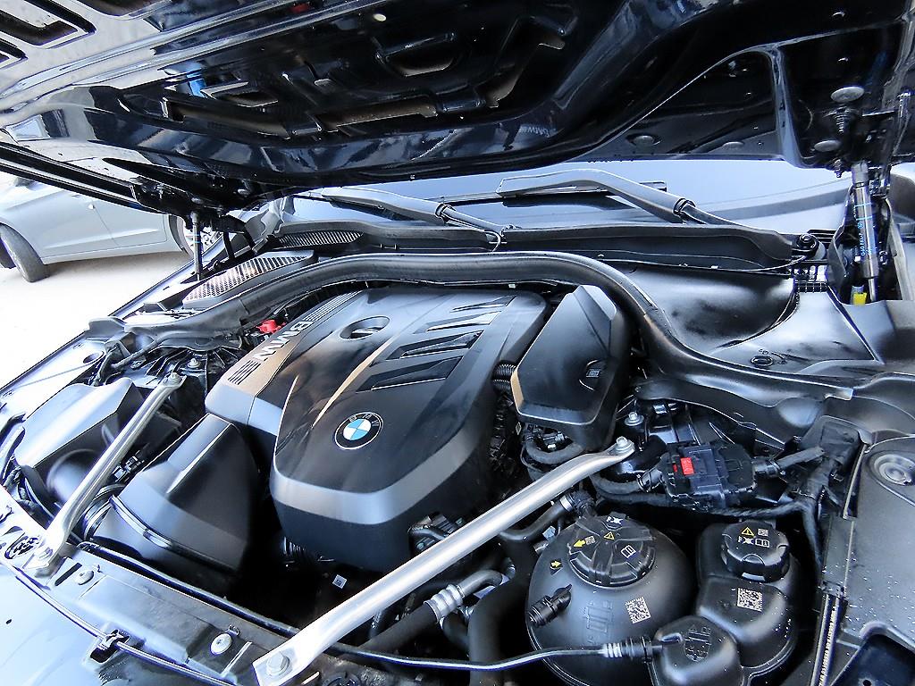 BMW 5시리즈(8세대) 530i xDrive M 스포츠 - 이미지 10