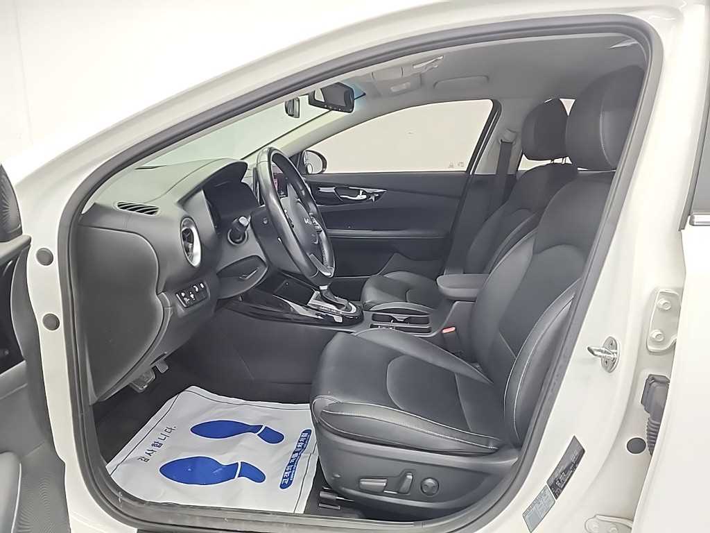 기아 더 뉴 K3 1.6 가솔린 노블레스 - 이미지 18