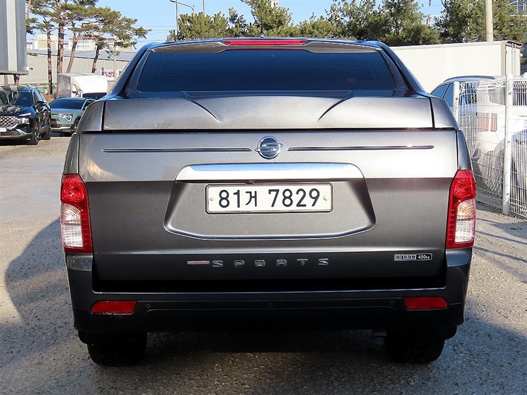 KG모빌리티(쌍용) 코란도 스포츠 CX7 4WD 매니아 - 이미지 13