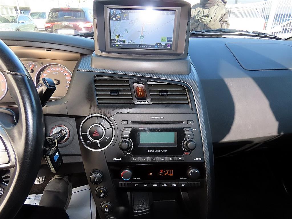 KG모빌리티(쌍용) 코란도 스포츠 CX7 4WD 매니아 - 이미지 16