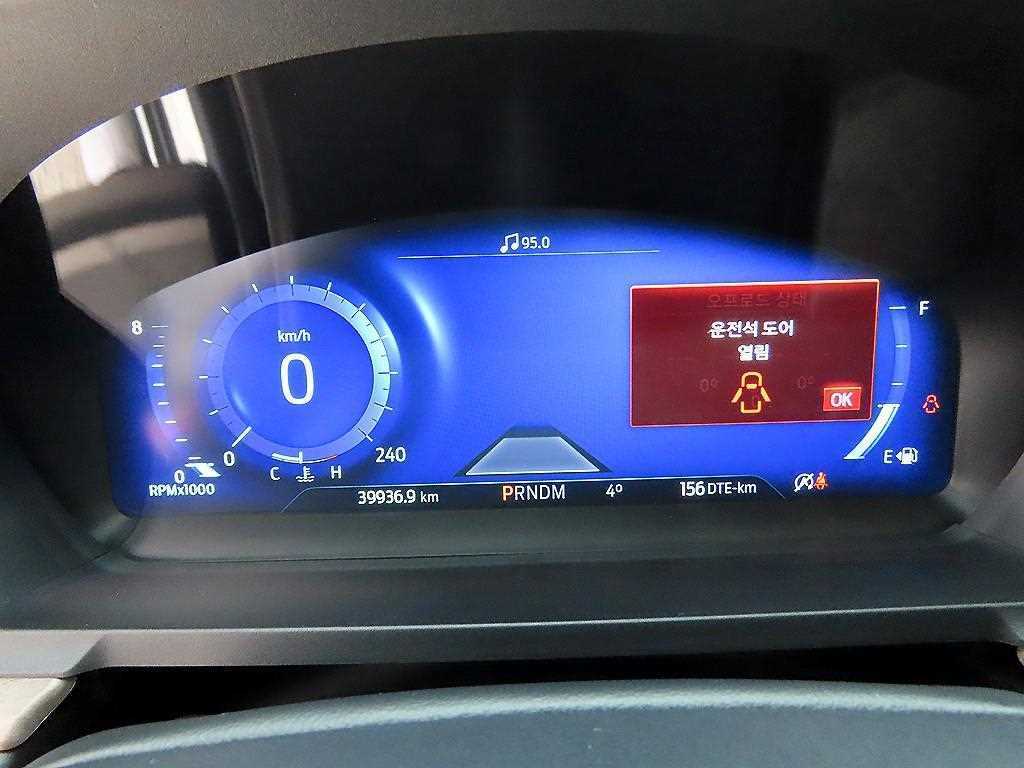 포드 익스플로러(6세대) 3.0 AWD 플래티넘 - 이미지 14