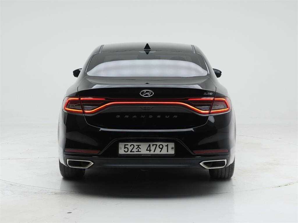 현대 그랜저IG 2.2 디젤 프리미엄 스페셜 - 이미지 7