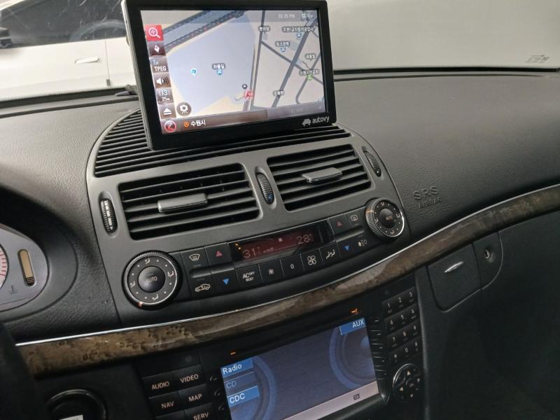 벤츠 E클래스(3세대) E500 - 이미지 12