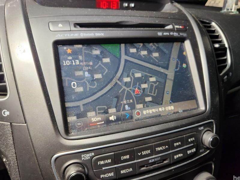 기아 뉴쏘렌토 R R2.0 4WD 트렌디 - 이미지 18