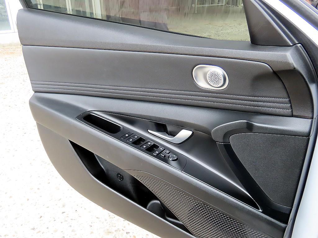 현대 아반떼 하이브리드(CN7) HEV 모던 - 이미지 9