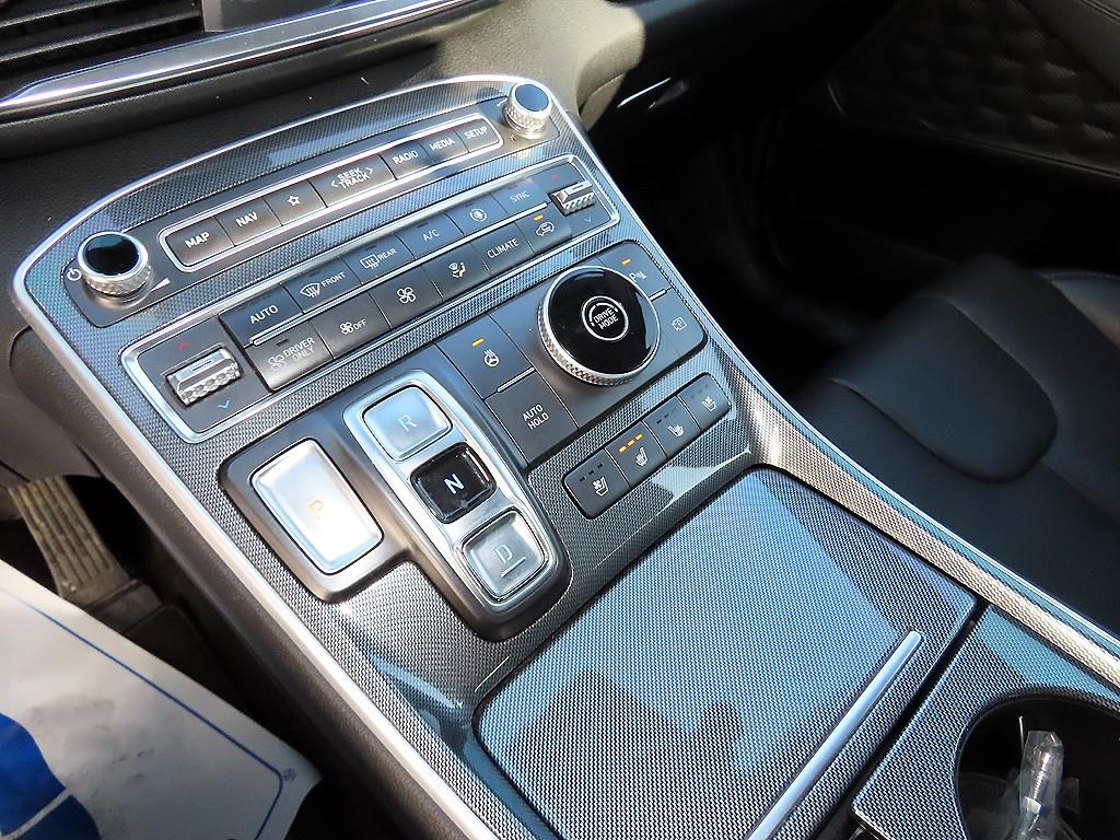 현대 더 뉴싼타페 하이브리드 1.6 HEV 2WD 익스클루시브 - 이미지 18