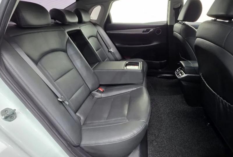 현대 더 뉴그랜저IG LPi 3.0 영업용 모범형 - 이미지 17