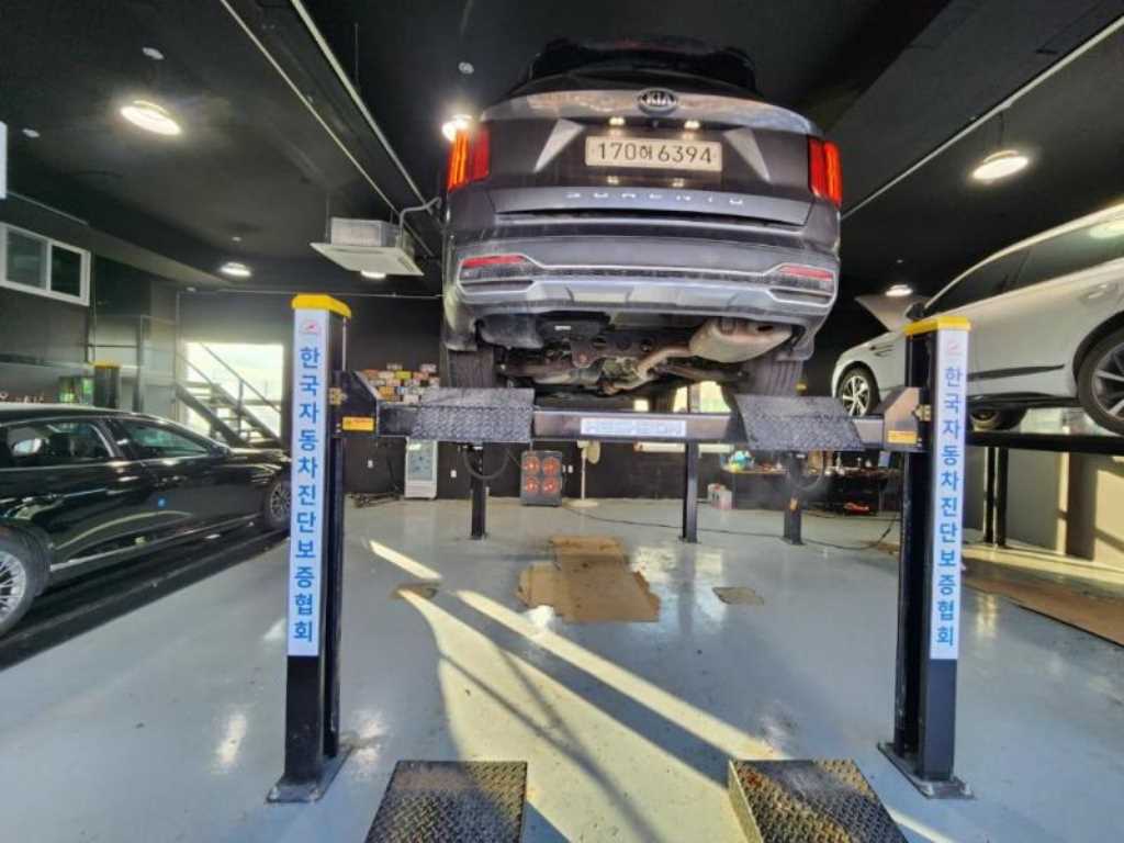 기아 신형쏘렌토(MQ4) 2.2 디젤 2WD 프레스티지 - 이미지 2