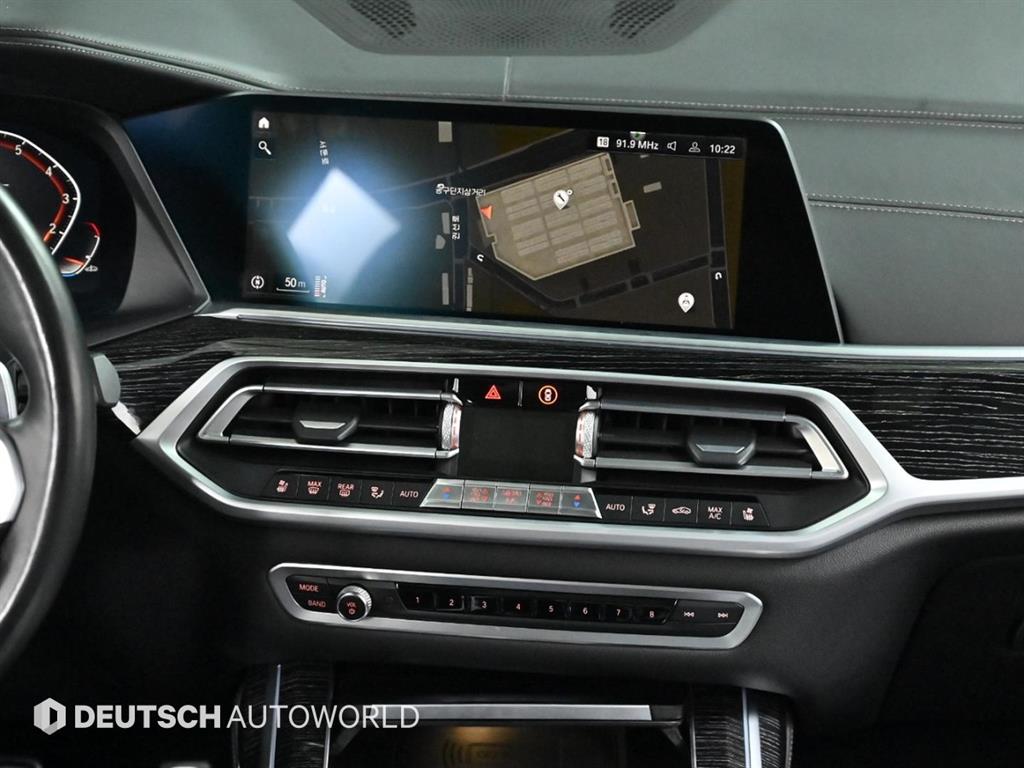 BMW X7 40i xDrive M스포츠 팩 - 이미지 3