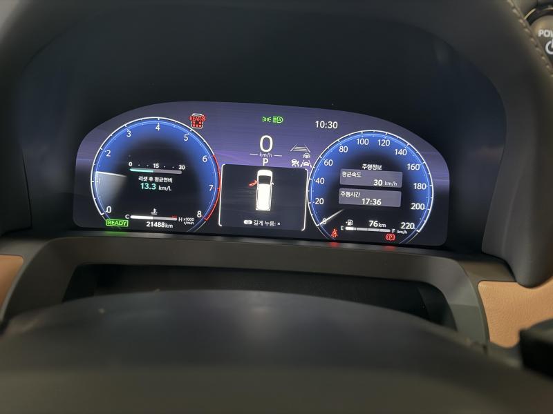 토요타 알파드(4세대) 2.5 HEV AWD - 이미지 3