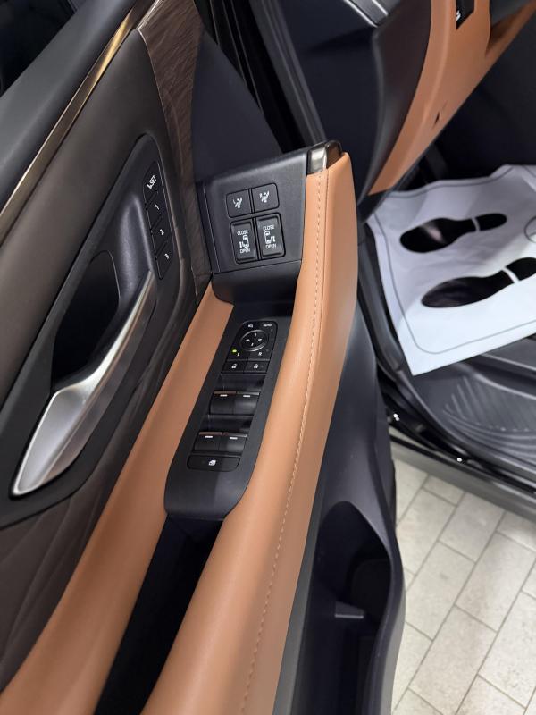 토요타 알파드(4세대) 2.5 HEV AWD - 이미지 2