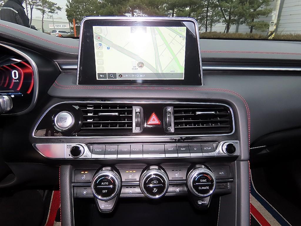 제네시스 G70 3.3T 스포츠 AWD 엘리트 - 이미지 14