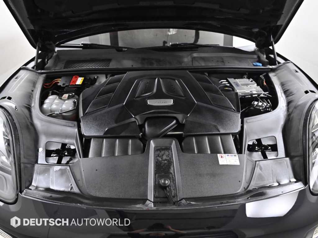 포르쉐 카이엔(3세대) 3.0 V6 - 이미지 13