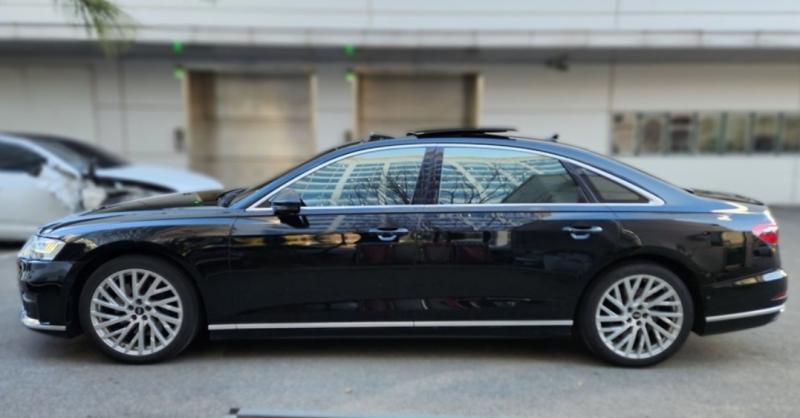 아우디 A8(4세대) L 55 TFSI 콰트로 - 이미지 4