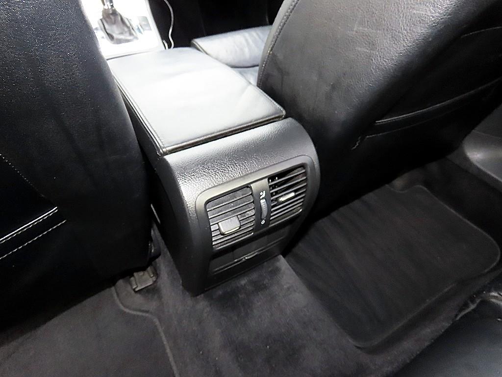 폭스바겐 뉴파사트(6세대) 2.0 TDI 프리미엄 - 이미지 13