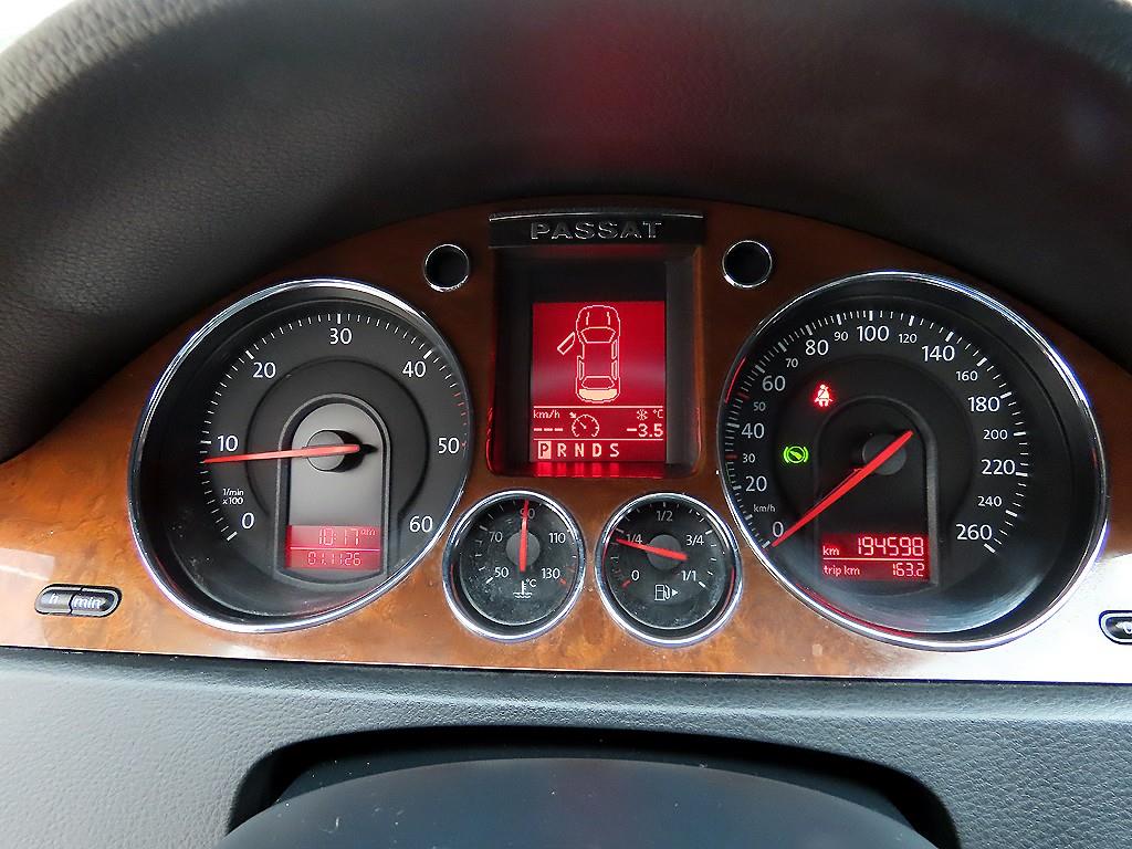 폭스바겐 뉴파사트(6세대) 2.0 TDI 프리미엄 - 이미지 4