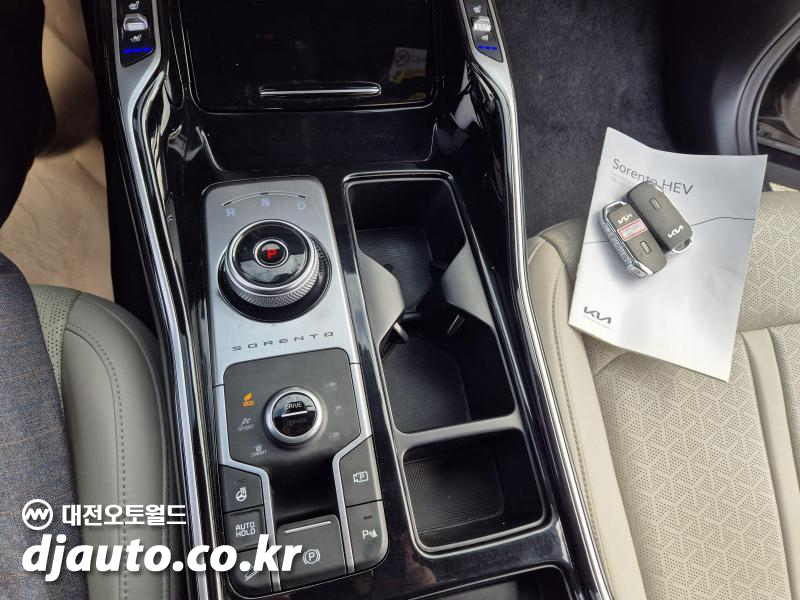 기아 신형쏘렌토 하이브리드(MQ4) 1.6 HEV 4WD 프레스티지 - 이미지 16