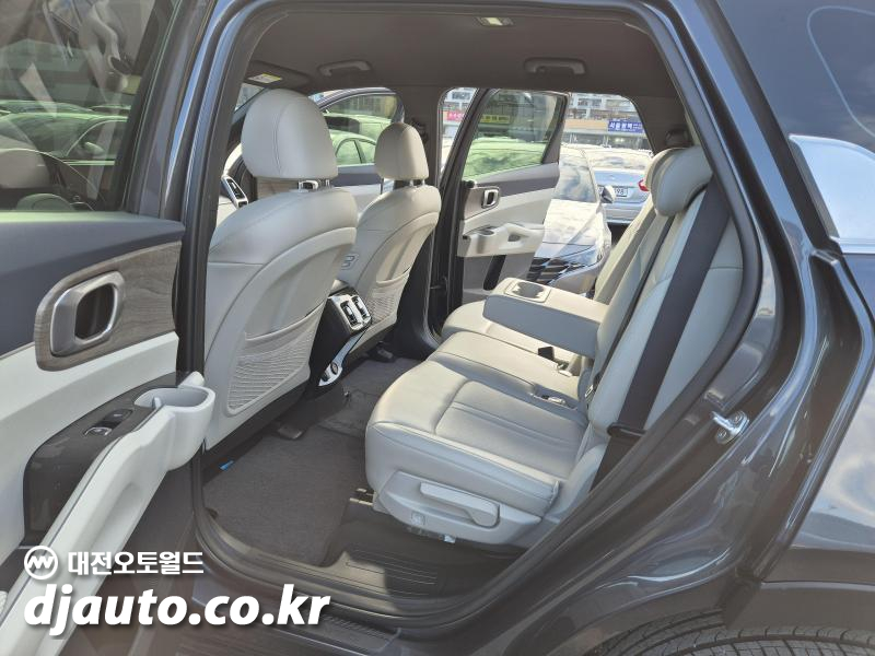 기아 신형쏘렌토 하이브리드(MQ4) 1.6 HEV 4WD 프레스티지 - 이미지 4