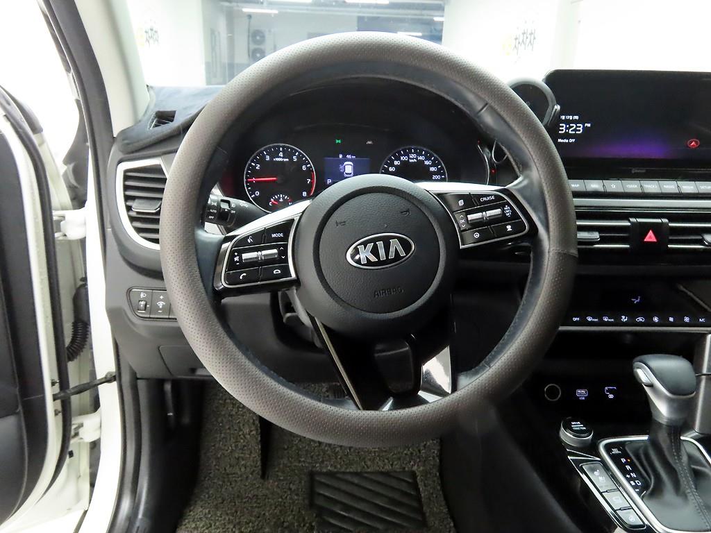 기아 셀토스 1.6 가솔린 2WD 노블레스 - 이미지 17