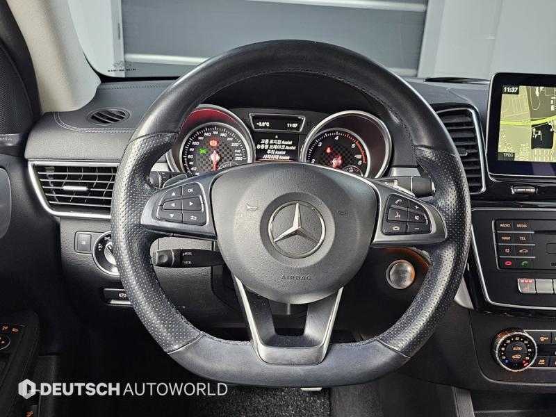 벤츠 GLE클래스(3세대) GLE 350d 4매틱 쿠페 - 이미지 8