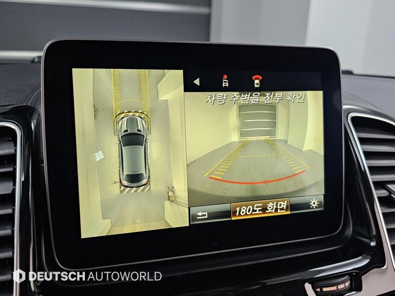 벤츠 GLE클래스(3세대) GLE 350d 4매틱 쿠페 - 이미지 9