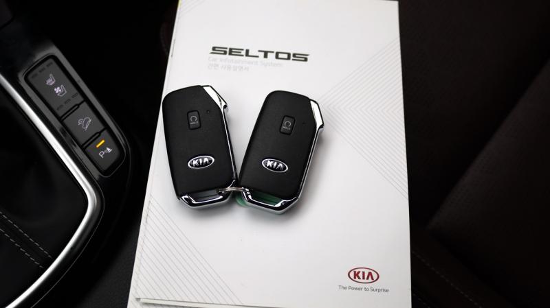 기아 셀토스 1.6 가솔린 2WD 시그니처 - 이미지 12