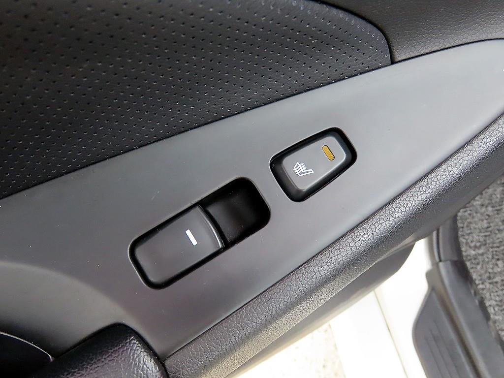 현대 YF쏘나타 하이브리드 프리미어 - 이미지 9