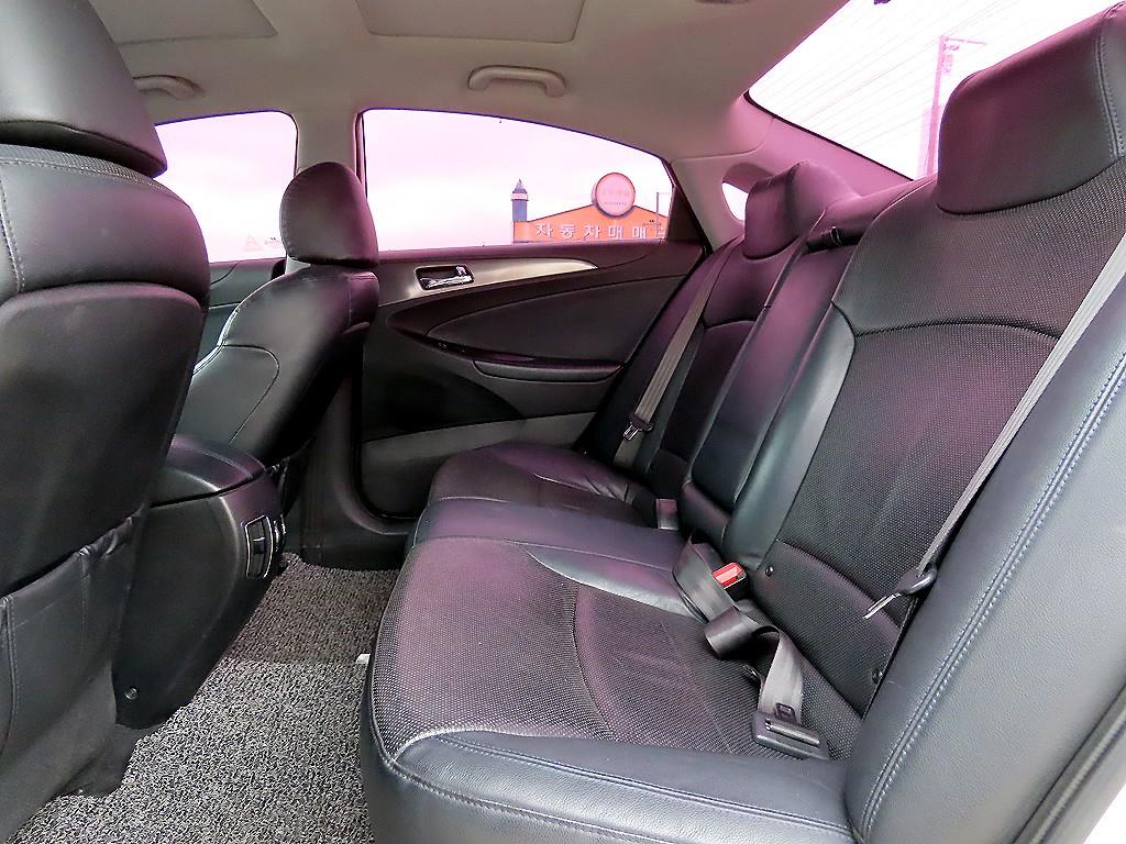 현대 YF쏘나타 하이브리드 프리미어 - 이미지 4