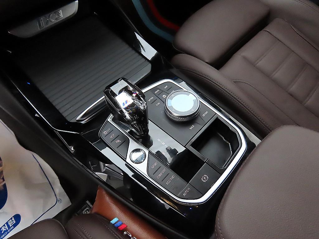 BMW iX3 eDrive M 스포츠팩 - 이미지 19
