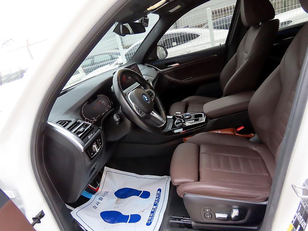 BMW iX3 eDrive M 스포츠팩 - 이미지 8
