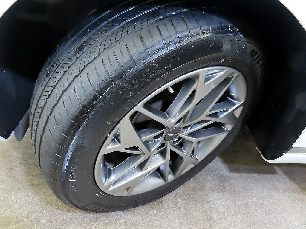 제네시스 GV70 2.2 디젤 2WD 기본형 - 이미지 12