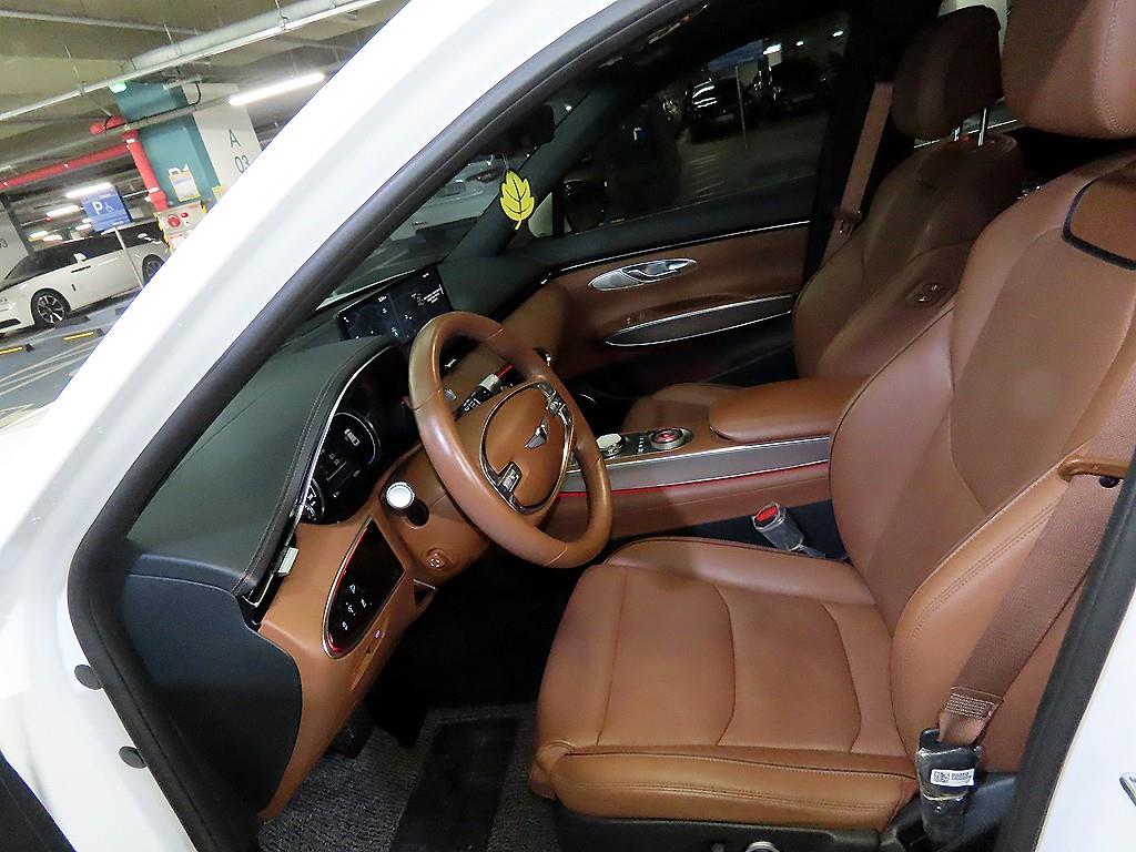 제네시스 GV70 2.2 디젤 2WD 기본형