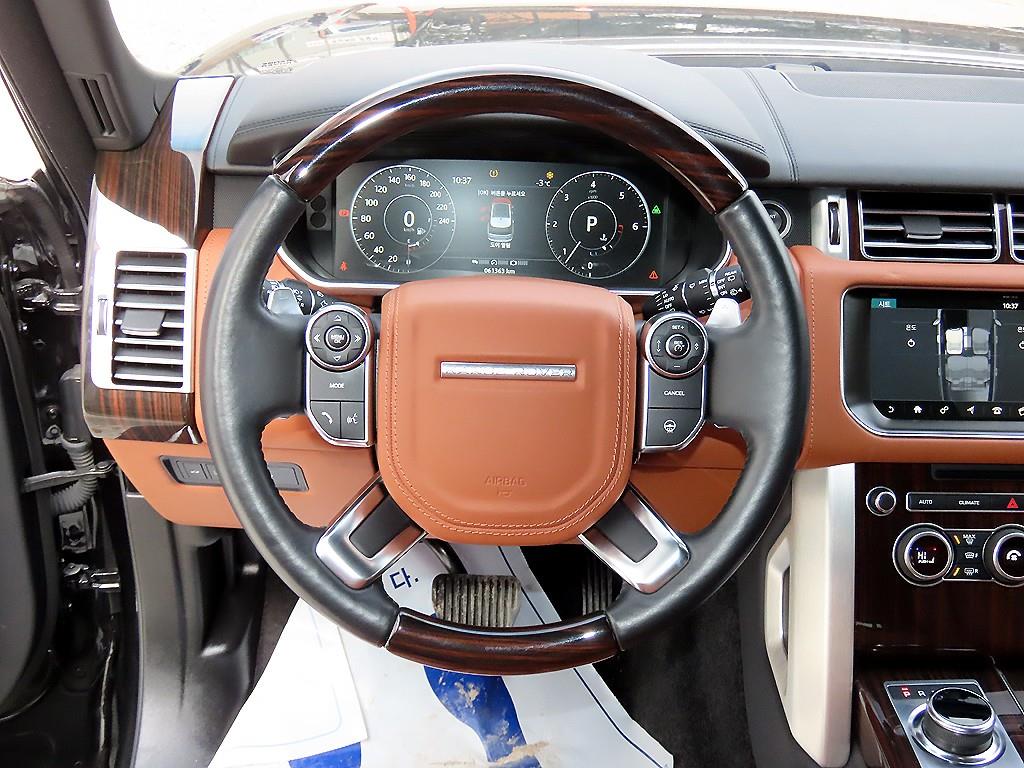 랜드로버 레인지로버(4세대) 4.4 SDV8 AB - 이미지 2