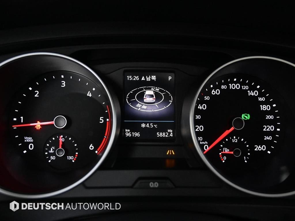 폭스바겐 티구안(2세대) 2.0 TDI 프레스티지 - 이미지 11