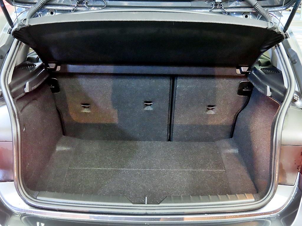 BMW 1시리즈(2세대) 5도어 118d 스포츠 라인