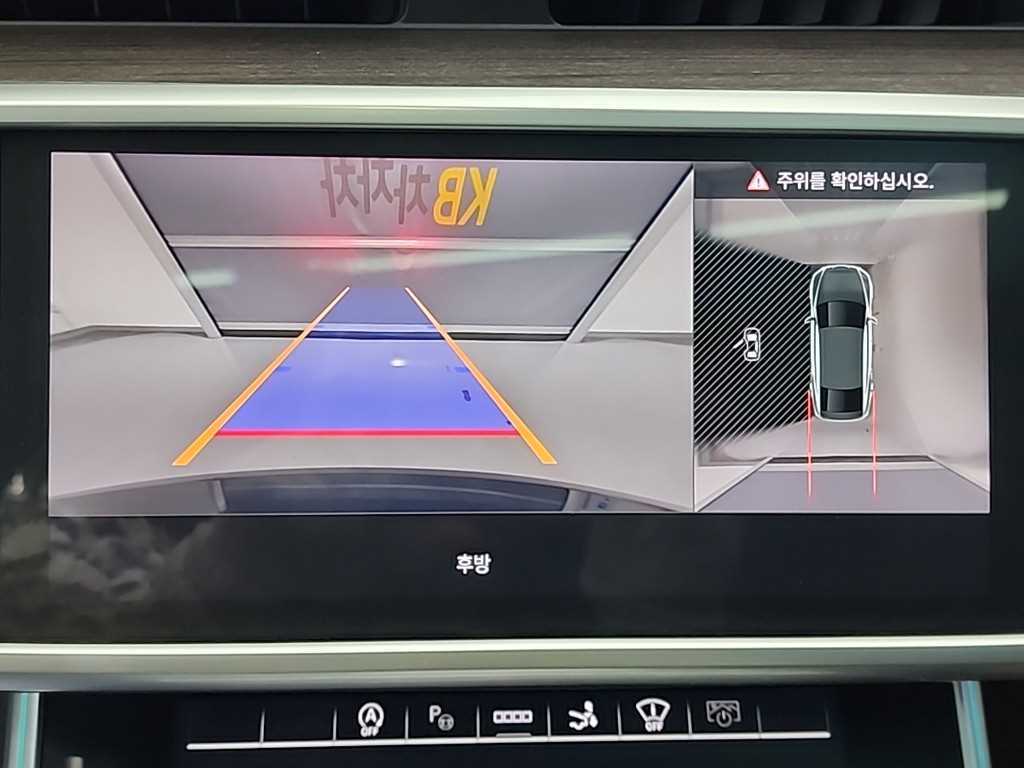 아우디 A7(2세대) 55 TFSI 콰트로 프리미엄 - 이미지 14