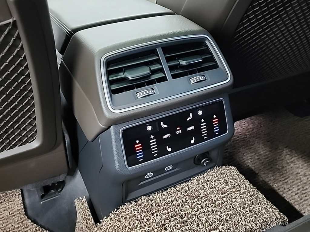 아우디 A7(2세대) 55 TFSI 콰트로 프리미엄 - 이미지 6