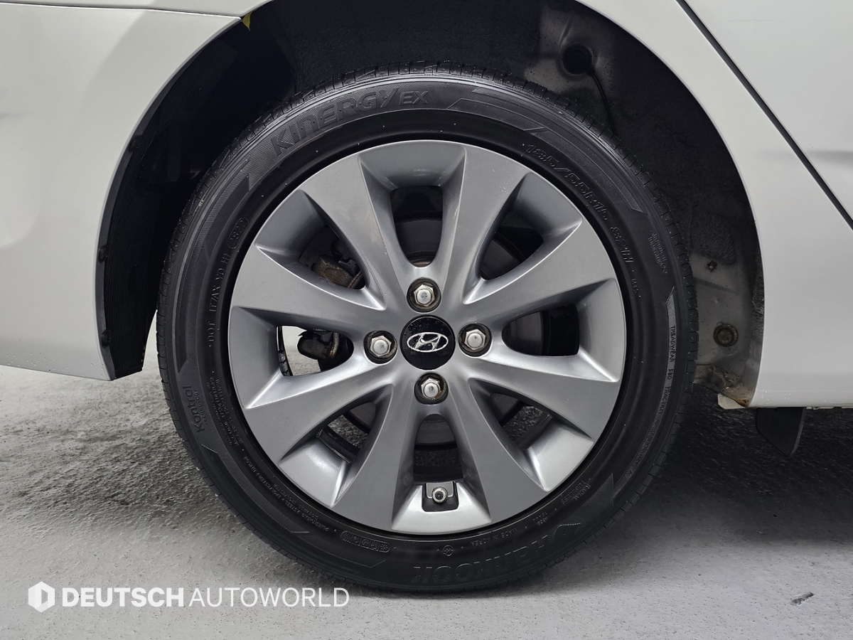 현대 엑센트 신형 1.4 VVT 스마트 - 이미지 14