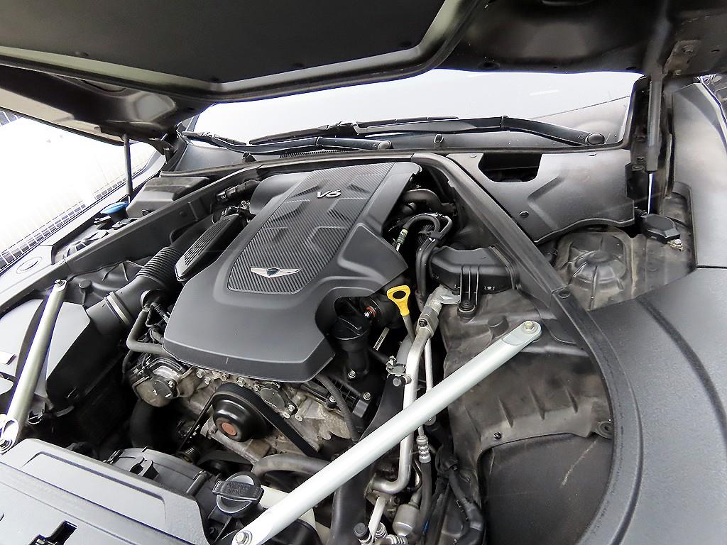 제네시스 EQ900 3.8 GDi AWD 프리미엄 럭셔리 - 이미지 8