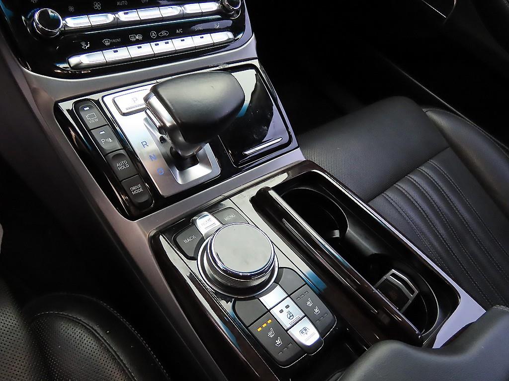 제네시스 EQ900 3.8 GDi AWD 프리미엄 럭셔리 - 이미지 10